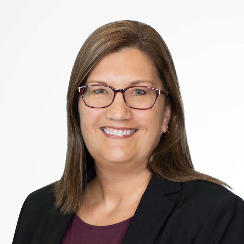 Portrait of Wendy Thomas Wendrowski